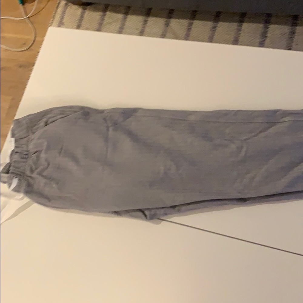 Grey lululemon sweatpants - Picture 2 of 3